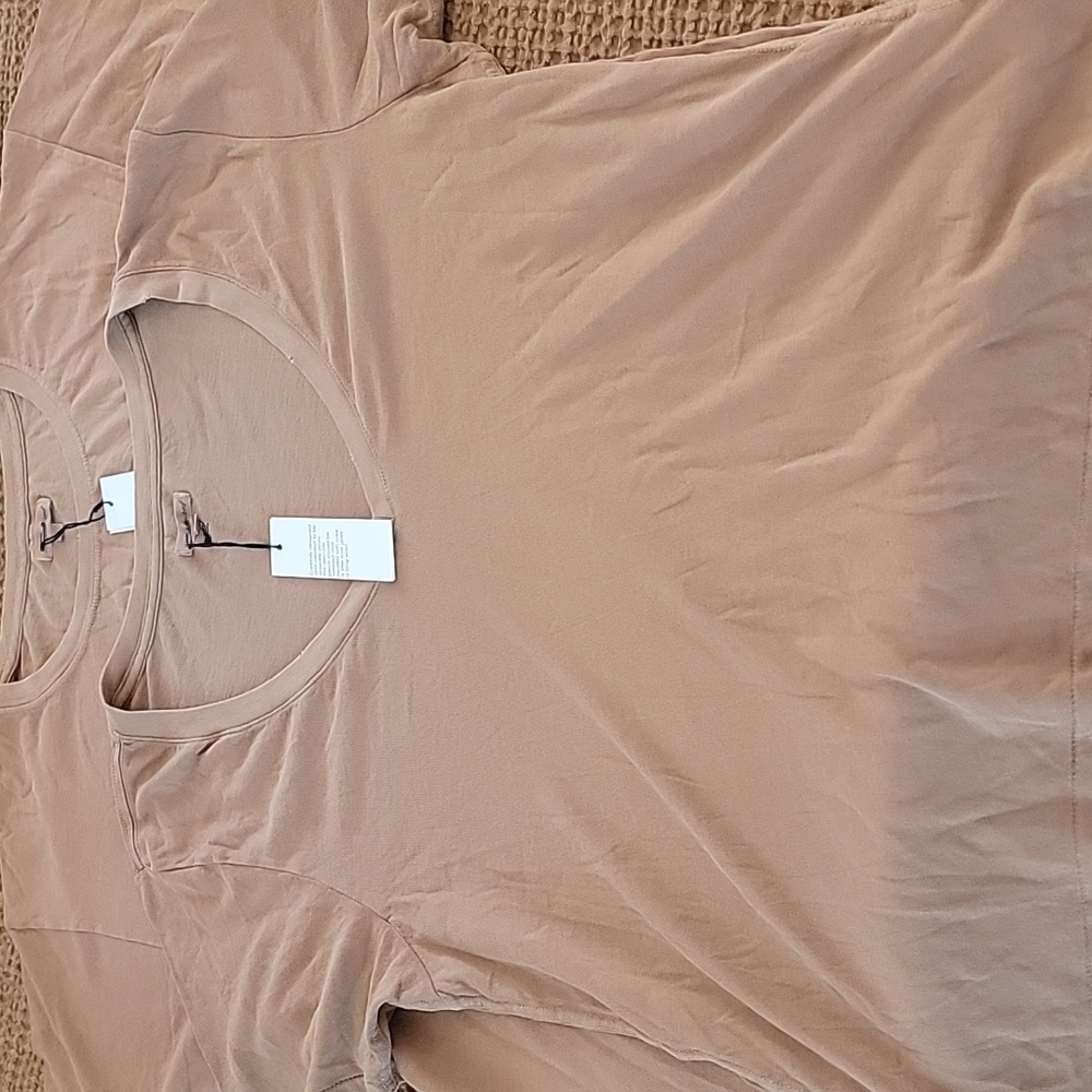 Unsubscribed Clay Tees Women's S-M